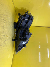 Load image into Gallery viewer, Frontscheinwerfer VW Phaeton 3D1941015H Xenon Links Scheinwerfer Headlight SCH5264808249gc