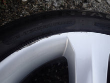 Laden Sie das Bild in den Galerie-Viewer, 1x Alufelge 19 Zoll 10.0" 5x120 6778587 BMW 1 Rim Wheel FEL8432900382jl