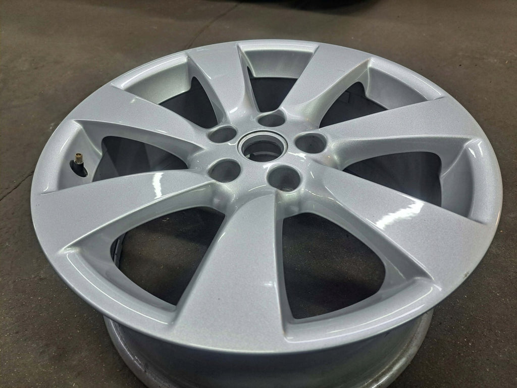 1x Alufelge 18 Zoll 7.5" 5x115 41ET Silber 13312747 Chevrolet Cruze Insignia FEL7932061477nf