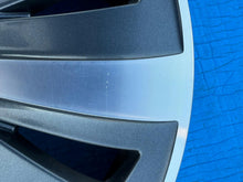 Load image into Gallery viewer, 1x Alufelge 17 Zoll 6.5" 5x112 41ET Glanz Graphit 3V0601025AH Mg Superb FEL1872847046qx
