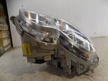Laden Sie das Bild in den Galerie-Viewer, Frontscheinwerfer Mercedes-Benz W203 A2038201859 Xenon Rechts Headlight SCH6792937814gy