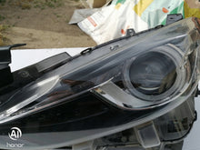 Load image into Gallery viewer, Frontscheinwerfer Mazda 3 Bm BHN3-51040 BHT6-51040 Xenon Links Headlight