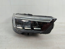 Load image into Gallery viewer, Frontscheinwerfer Opel Crossland X 462161423 Rechts Scheinwerfer Headlight SCH7997375136pj