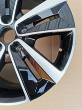 Load image into Gallery viewer, 1x Alufelge 17 Zoll 7.0&quot; 5x114.3 43ET A4204010700 Mercedes-Benz Citan Rim Wheel