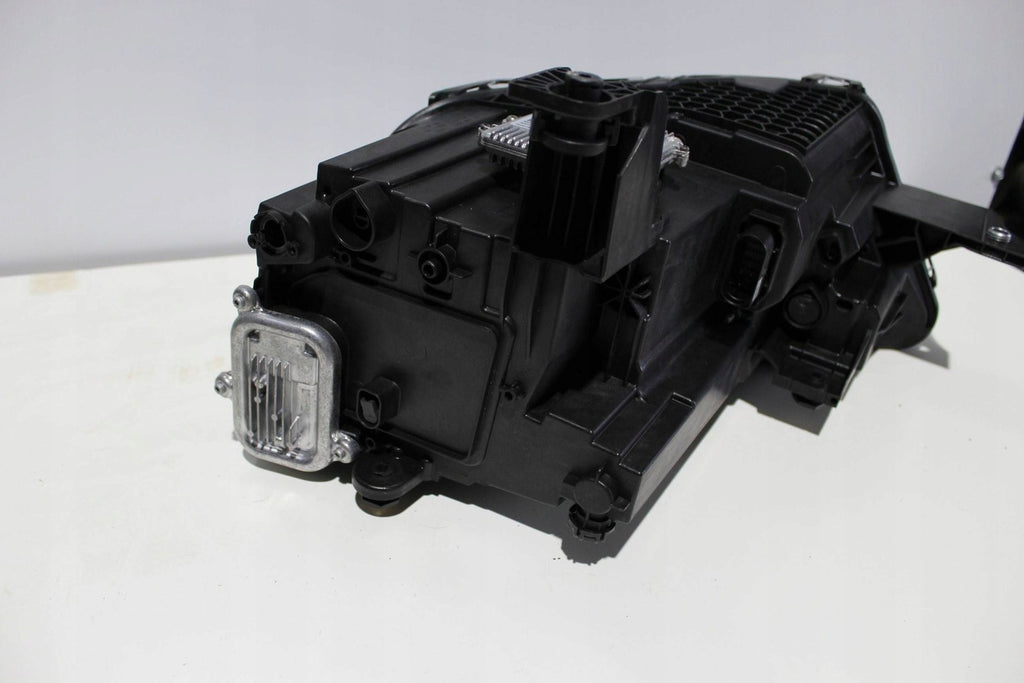 Frontscheinwerfer Ford Tourneo Connect Transit 12810060170 Rechts Headlight SCH1477000700ka