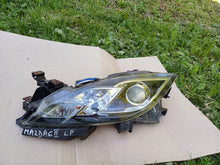 Laden Sie das Bild in den Galerie-Viewer, Frontscheinwerfer Mazda II Xenon Ein Stück (Rechts oder Links) Headlight