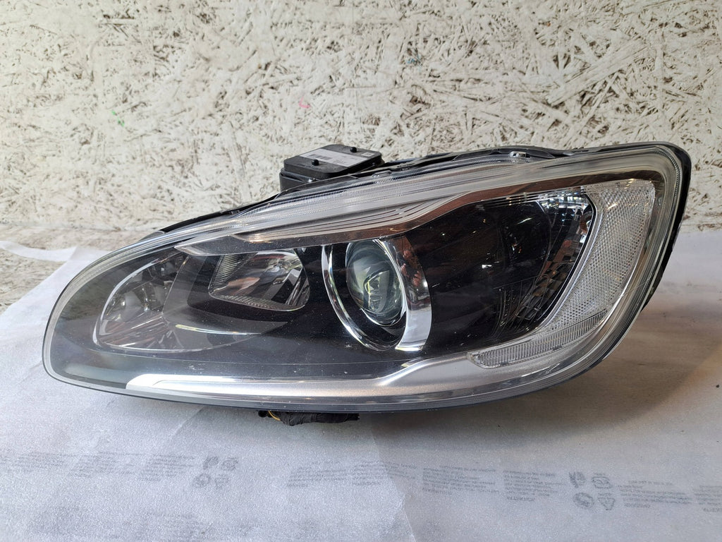 Frontscheinwerfer Volvo S60 V60 31395902 Links Scheinwerfer Headlight SCH1639769004wn
