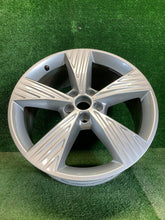 Laden Sie das Bild in den Galerie-Viewer, 1x Alufelge 19 Zoll 5x112 89A601025B Audi E-Tron Rim Wheel FEL7137828484zb