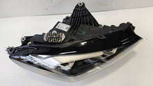 Laden Sie das Bild in den Galerie-Viewer, Frontscheinwerfer BMW 2 5A4224807 EES41BQ Rechts Scheinwerfer Headlight SCH3686515307oo