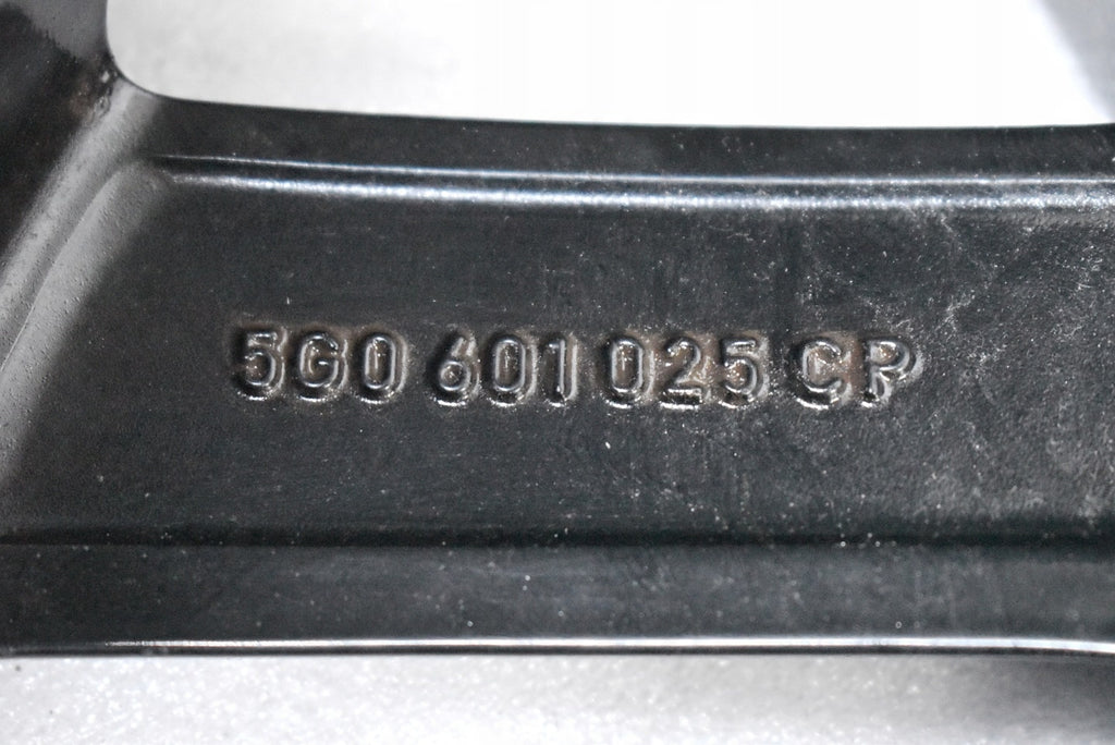 1x Alufelge 18 Zoll 7.5" 5x112 51ET Glanz Silber 5G0601025CP VW Golf Rim Wheel