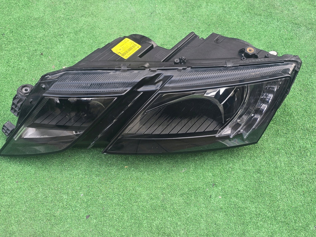 Frontscheinwerfer Skoda Octavia III 5E1941015C Links Scheinwerfer Headlight SCH5230905760iy