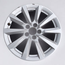 Laden Sie das Bild in den Galerie-Viewer, 1x Alufelge 16 Zoll 6.5&quot; 5x112 40ET 32A801025C Audi Q2 Rim Wheel