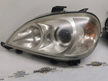 Laden Sie das Bild in den Galerie-Viewer, Frontscheinwerfer Mercedes-Benz W163 22315500 Links Scheinwerfer Headlight SCH4735591552xv