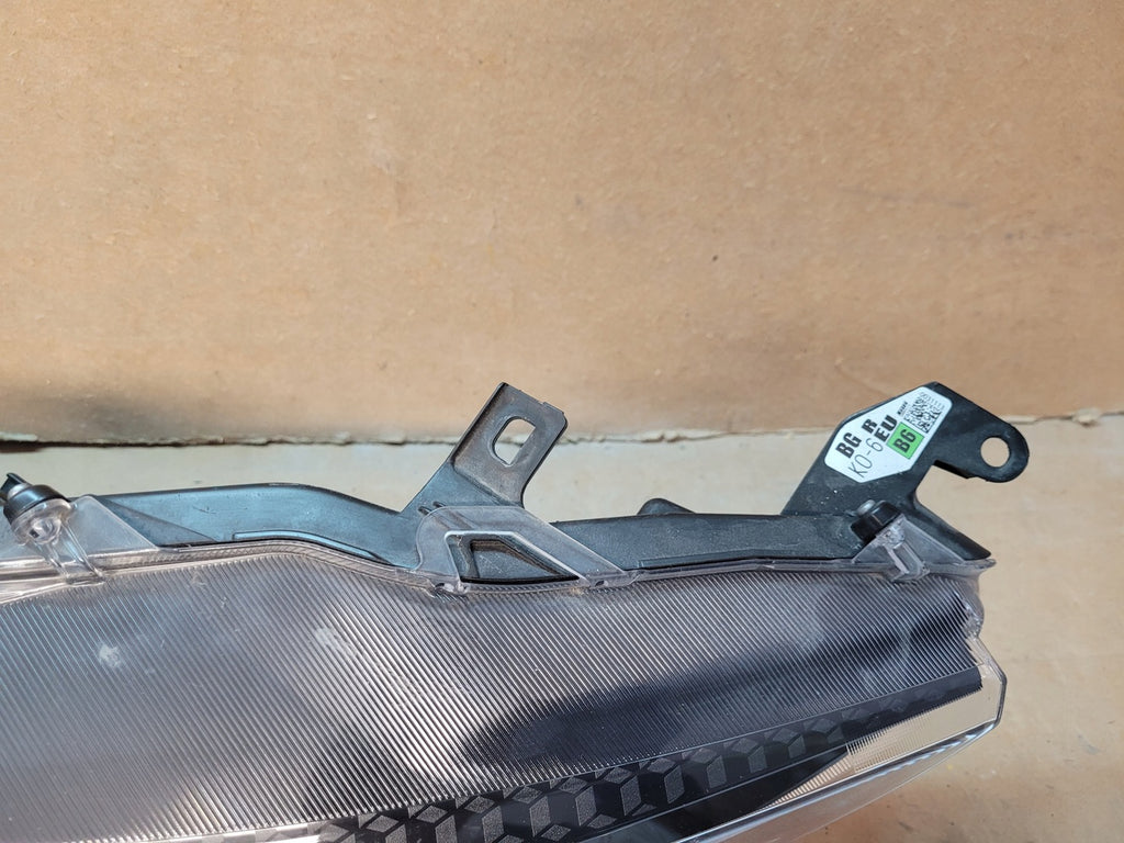 Frontscheinwerfer Toyota Yaris Rechts Scheinwerfer Headlight