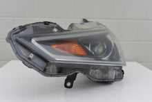 Laden Sie das Bild in den Galerie-Viewer, Frontscheinwerfer Toyota Aygo MDE116203L LED Links Scheinwerfer Headlight
