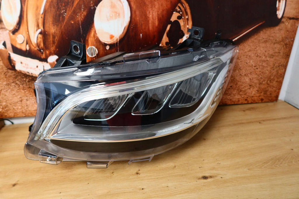 Frontscheinwerfer Mercedes-Benz Sprinter A9109065700 Links Headlight SCH5822858267ug