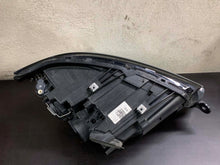 Laden Sie das Bild in den Galerie-Viewer, Frontscheinwerfer VW Transporter 7L1941005B Links Scheinwerfer Headlight SCH2271514292sh