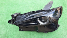 Load image into Gallery viewer, Frontscheinwerfer Mazda Cx30 DFR7-51040 Links Scheinwerfer Headlight