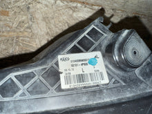 Load image into Gallery viewer, Frontscheinwerfer Hyundai I20 Ein Satz Scheinwerfer Headlight