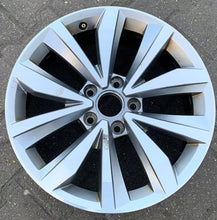 Load image into Gallery viewer, 1x Alufelge 17 Zoll 7.0" 5x112 45ET 2GA601025P VW T-Roc Rim Wheel FEL9178367940vz