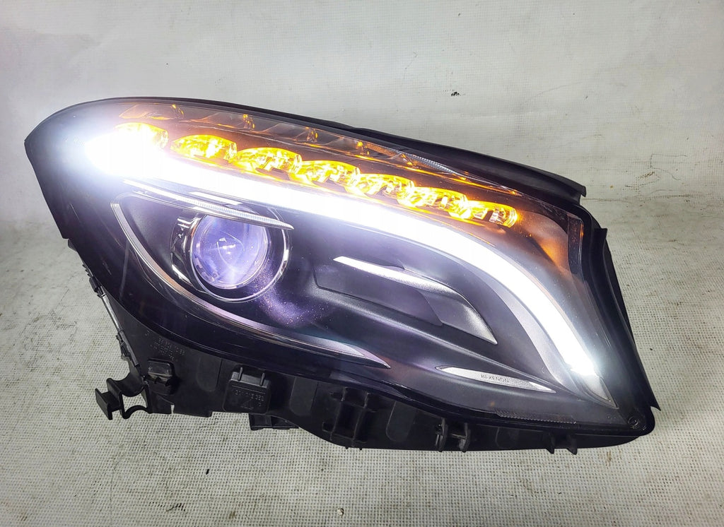 Frontscheinwerfer Mercedes-Benz X156 A1569061800 Bi-Xenon Rechts Headlight SCH1656167080pe