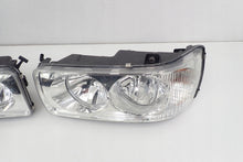 Laden Sie das Bild in den Galerie-Viewer, Frontscheinwerfer Daf 1EJ247046-46 1EJ247046-45 Ein Satz Scheinwerfer Headlight SCH1688764882hn