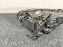 Laden Sie das Bild in den Galerie-Viewer, Frontscheinwerfer VW T-Roc Troc 2GA941035P LED Links Scheinwerfer Headlight SCH1066124256mu