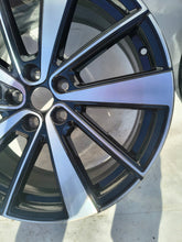 Laden Sie das Bild in den Galerie-Viewer, 1x Alufelge 19 Zoll 8.0&quot; 5x108 50ET 31680895 Polestar 1 S60 V60 Rim Wheel