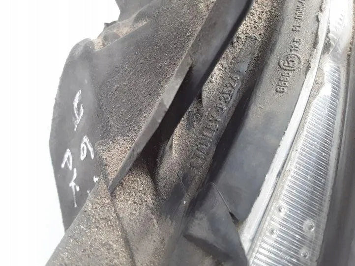 Frontscheinwerfer Mitsubishi Lancer I VI P3524 Links Scheinwerfer Headlight SCH5463132136pe