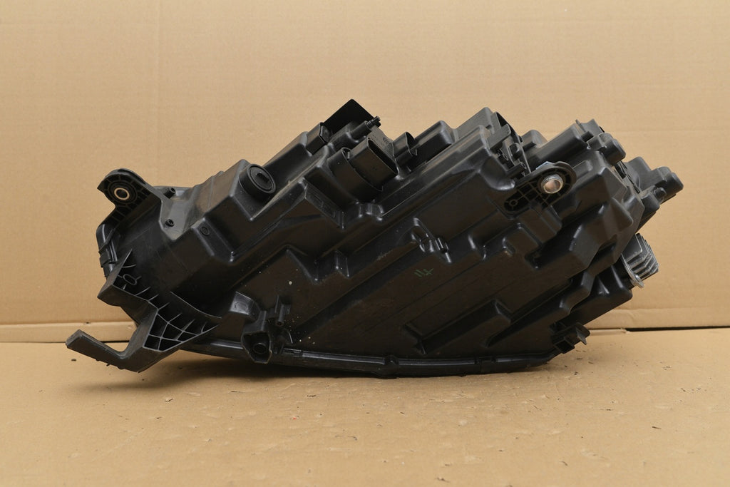 Frontscheinwerfer Skoda Octavia IV 030111823200 Rechts Scheinwerfer Headlight SCH9382287707yw