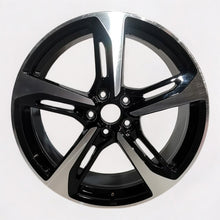 Load image into Gallery viewer, 1x Alufelge 19 Zoll 9.0&quot; 5x112 52ET 8S0601025T Audi Tt Rim Wheel