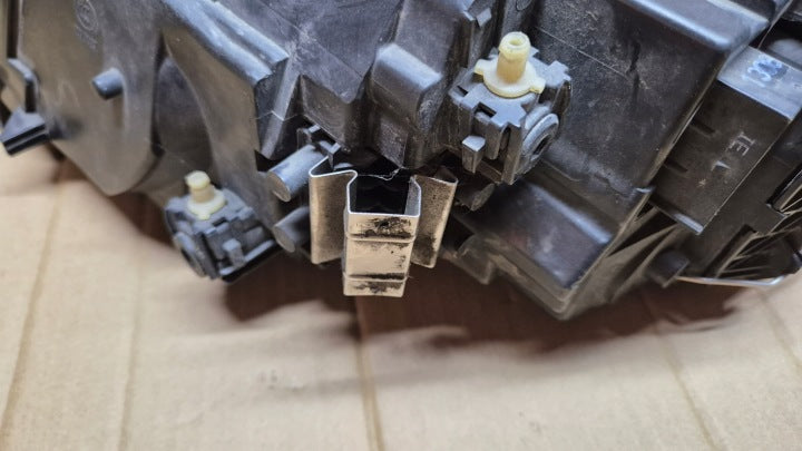 Frontscheinwerfer Kia V40 S40 8739647 Rechts Scheinwerfer Headlight SCH4307453031ss