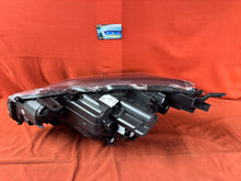 Load image into Gallery viewer, Frontscheinwerfer Toyota Yaris Cross Matrix Rechts Scheinwerfer Headlight SCH1621501014rm