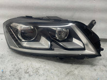 Laden Sie das Bild in den Galerie-Viewer, Frontscheinwerfer VW Passat B8 3AB941752 Xenon Rechts Scheinwerfer Headlight