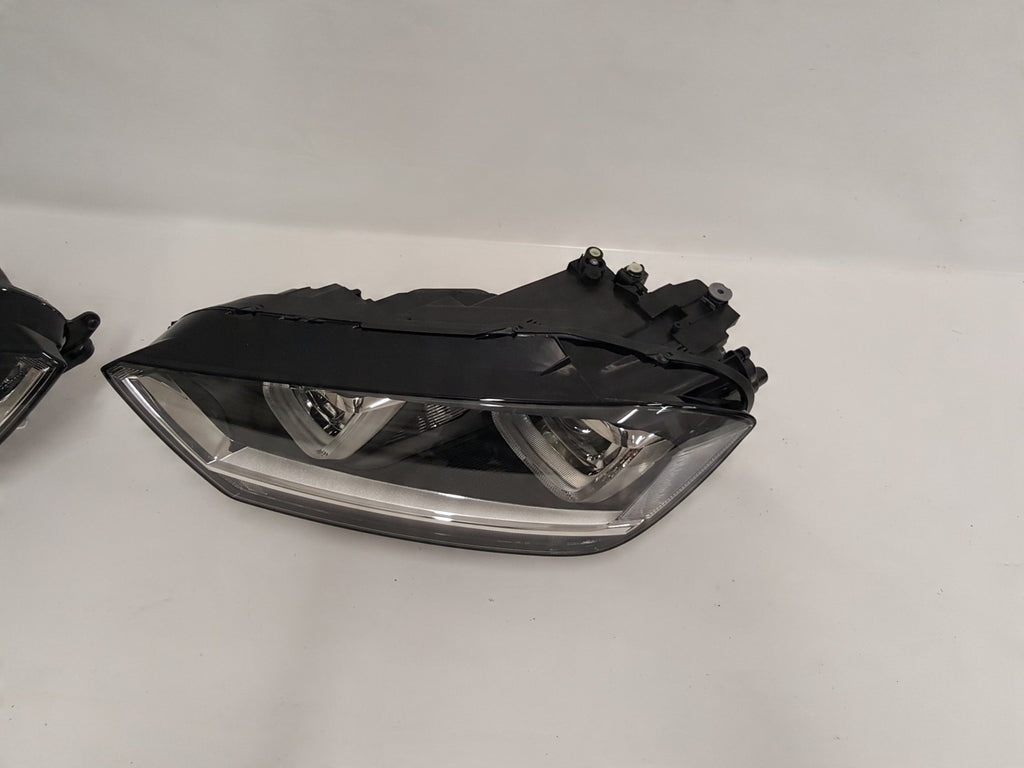 Frontscheinwerfer VW Sportsvan 90067899 90067898 Xenon Rechts oder Links