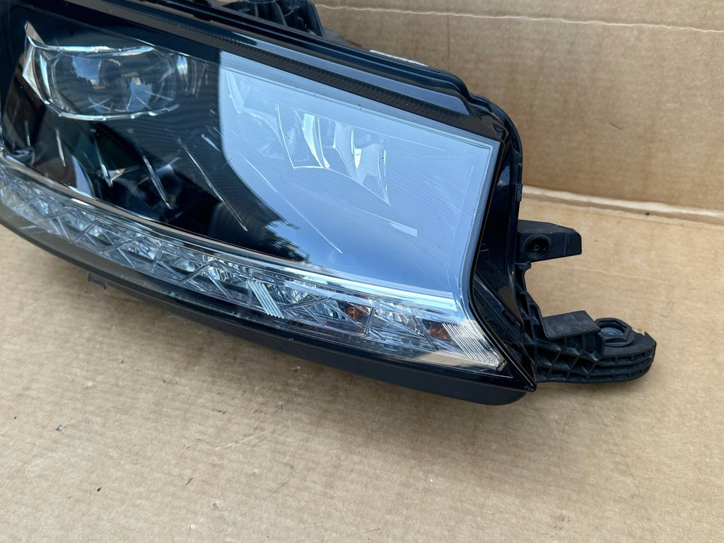 Frontscheinwerfer Skoda Fabia III 6V1941016F Rechts Scheinwerfer Headlight SCH5837875724lf
