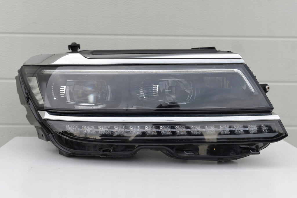 Frontscheinwerfer VW Tiguan 5NB941081D LED Rechts Scheinwerfer Headlight