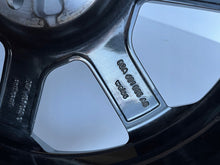 Laden Sie das Bild in den Galerie-Viewer, 1x Alufelge 18 Zoll 7.5" 5x100 46ET Glanz Schwarz 82A601025 Audi Mg Rim Wheel FEL8047938486gg