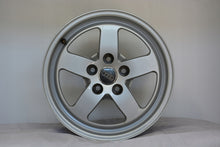 Load image into Gallery viewer, 1x Alufelge 16 Zoll 7.0&quot; 5x112 35ET Glanz Silber 8W0601025 Audi Rim Wheel