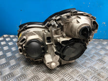 Laden Sie das Bild in den Galerie-Viewer, Frontscheinwerfer Mercedes-Benz W203 A2038201261 Xenon Rechts Headlight SCH2229458669ho