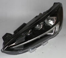 Laden Sie das Bild in den Galerie-Viewer, Frontscheinwerfer Ford Focus MX7B-13E015-EB LED Links Scheinwerfer Headlight