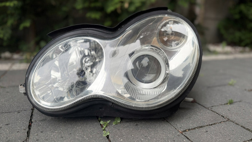 Frontscheinwerfer Mercedes-Benz W203 A2038203761 Xenon Links Headlight SCH3256677678ue