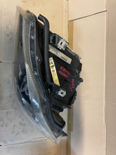 Load image into Gallery viewer, Frontscheinwerfer BMW E91 E90 6942737 Links Scheinwerfer Headlight SCH7451958340dt