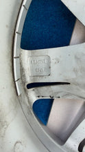 Load image into Gallery viewer, 1x Alufelge 17 Zoll 8.0" 5x120 49ET 2H0601025D VW Amarok Rim Wheel FEL7402429388fz
