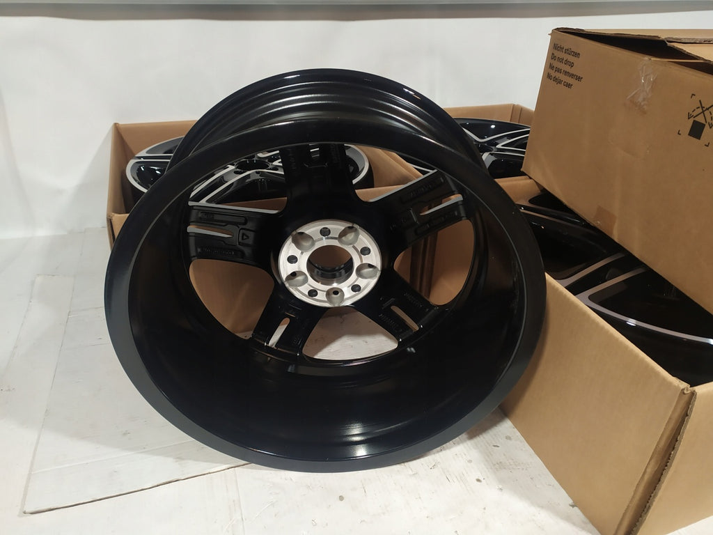 1x Alufelge 19 Zoll 8.0" 5x112 43ET A2384010300 Mercedes-Benz Coupe Rim Wheel FEL5891714546hz