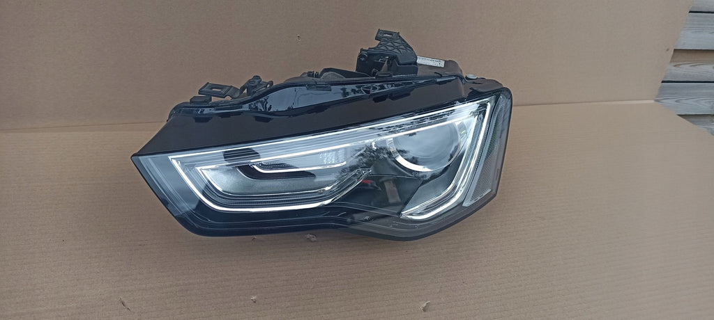 Frontscheinwerfer Audi A5 8T0941031C 030127428104 Xenon Links Headlight