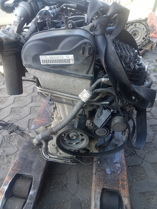 Motor Audi A4 B9 CVN 1.4 TFSI 150PS 110kW Benzin Engine Komplett MOT9795961929bz
