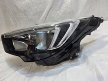 Laden Sie das Bild in den Galerie-Viewer, Frontscheinwerfer Opel Crossland X 13467967 Links Scheinwerfer Headlight SCH3195619848wx