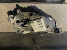 Load image into Gallery viewer, Frontscheinwerfer Mercedes-Benz W166 A1668202259 XENON Links Headlight