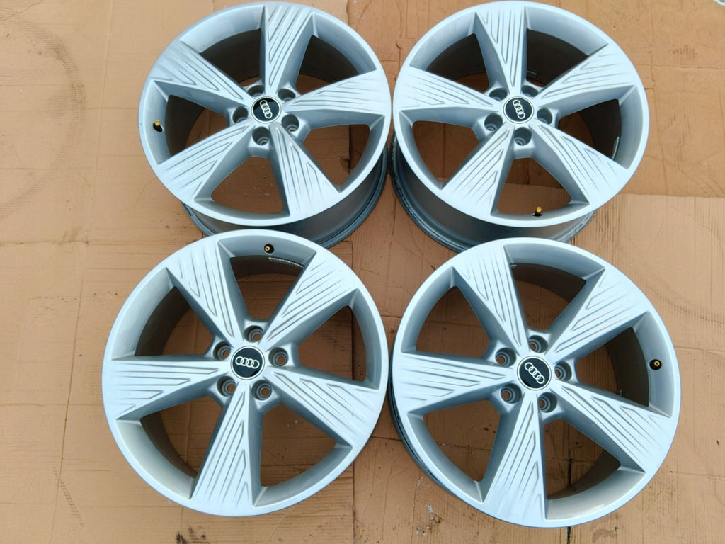 4x Alufelge 19 Zoll 8.0" 5x112 45ET Glanz Silber 89A601025B Audi E-Tron FEL2292674229gs
